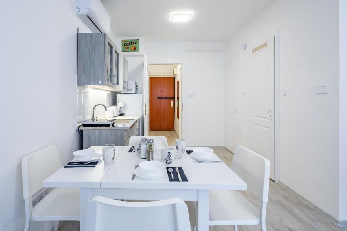 Convenient 2-Room Central Apartment 布达佩斯 外观 照片