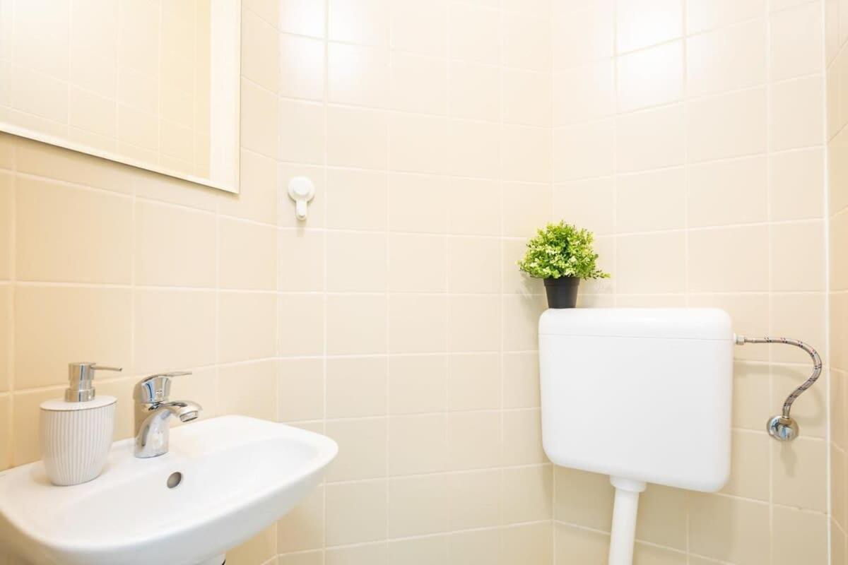 Convenient 2-Room Central Apartment 布达佩斯 外观 照片