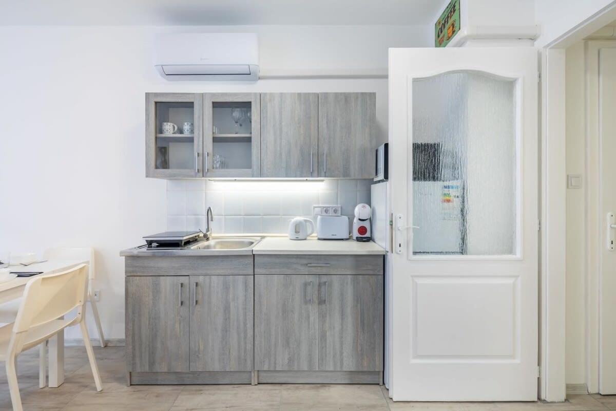 Convenient 2-Room Central Apartment 布达佩斯 外观 照片