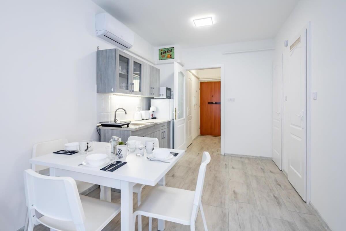 Convenient 2-Room Central Apartment 布达佩斯 外观 照片